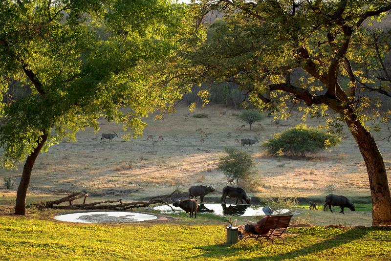 Stanley & Livingstone At Victoria Falls Eksteriør billede